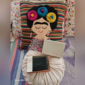 Fossil Popstitch Black Pebbled Leather Wallet with Removable ID Card Holder